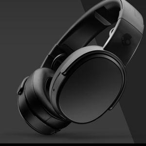 Skullcandy Crusher overear headphones